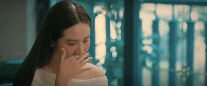 Cách em 1 milimet - Tập 18: Nghiêm cưỡng bức Nga trong phòng riêng, bị Đức đánh vỡ mặt tiền - Ảnh 1.