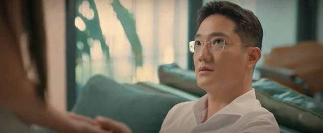 Cách em 1 milimet - Tập 18: Nghiêm cưỡng bức Nga trong phòng riêng, bị Đức đánh vỡ mặt tiền - Ảnh 5.