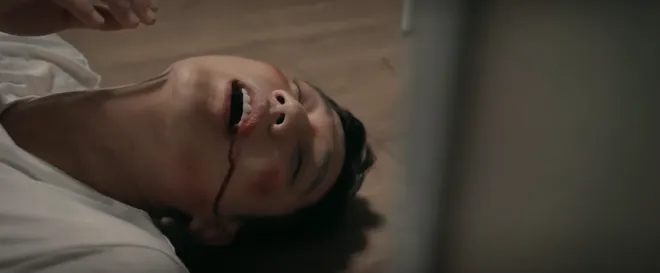 Cách em 1 milimet - Tập 18: Nghiêm cưỡng bức Nga trong phòng riêng, bị Đức đánh vỡ mặt tiền - Ảnh 21.