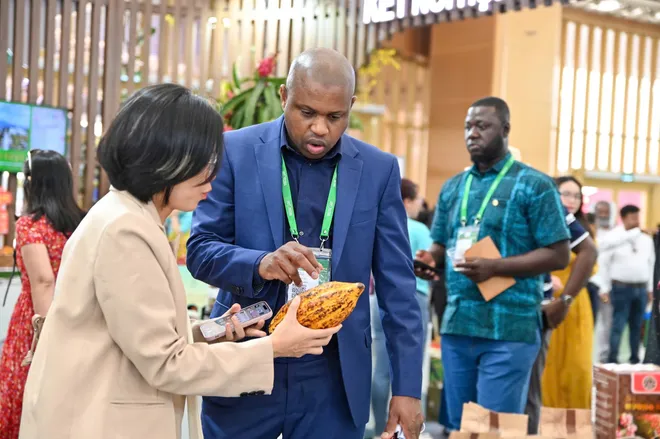 Hội chợ Mùa Thu - “Nhịp cầu thương mại” kết nối thị trường nội địa với thị trường quốc tế - Ảnh 3.