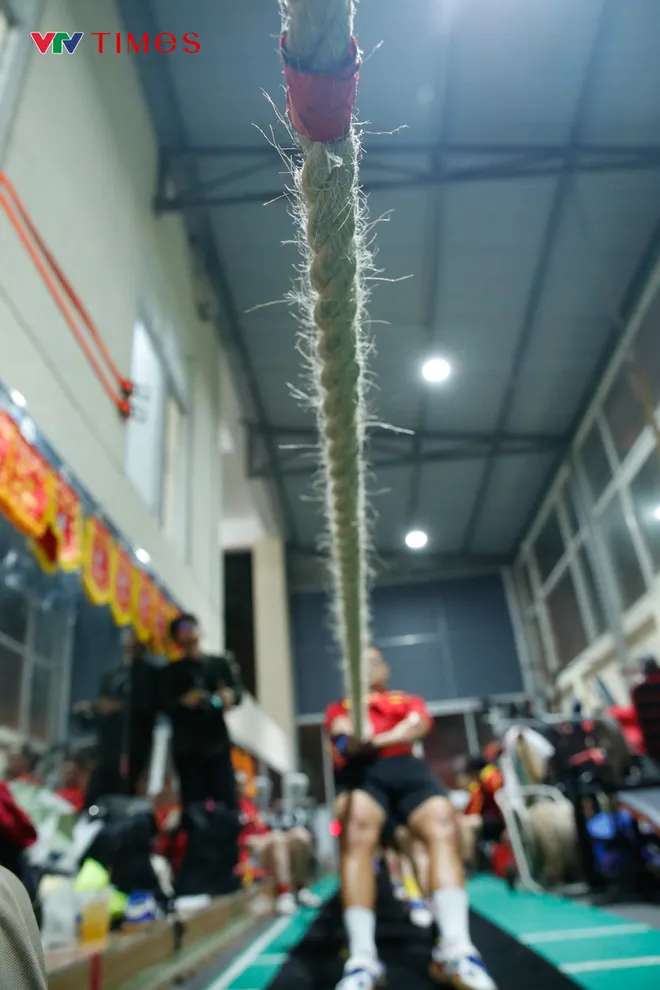 Một buổi tập của ĐT kéo co Việt Nam chuẩn bị cho SEA Games 33- Ảnh 19.