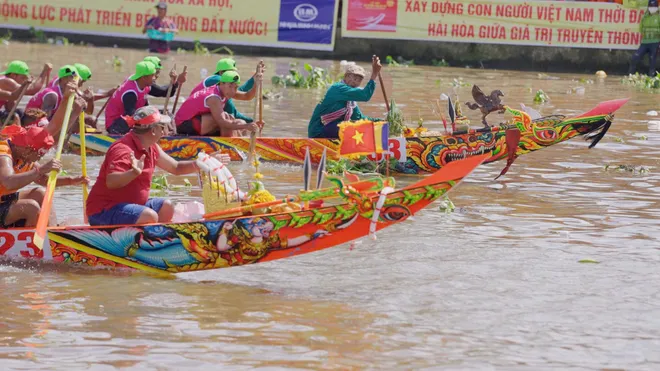 Sôi nổi giải đua ghe ngo TP Cần Thơ năm 2025- Ảnh 7. Sôi nổi giải đua ghe ngo TP Cần Thơ năm 2025- Ảnh 7.