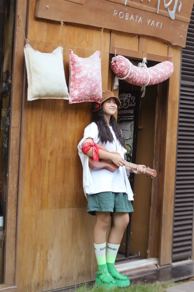 Thư "ống bơ" Lê Trần Khánh Chi: "Em và các bạn rất vui vì khán giả yêu thích Cách em 1 milimet" - Ảnh 8.