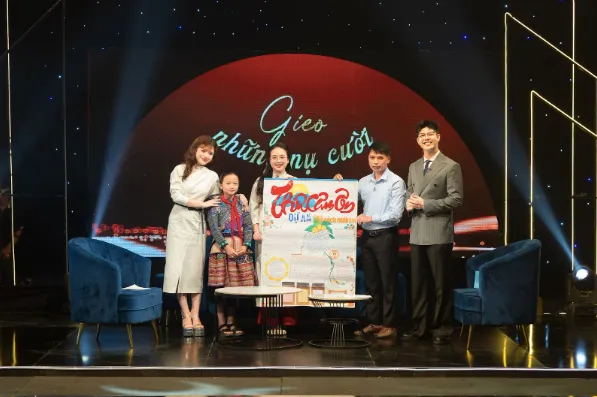 Việc tử tế tháng 11: Khi nụ cười được gieo từ những tấm lòng - Ảnh 2.