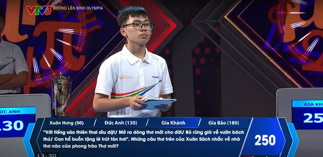 Đường lên đỉnh Olympia: Thí sinh giành vòng nguyệt quế từ đối thủ ngang tài ngang sức - Ảnh 9.
