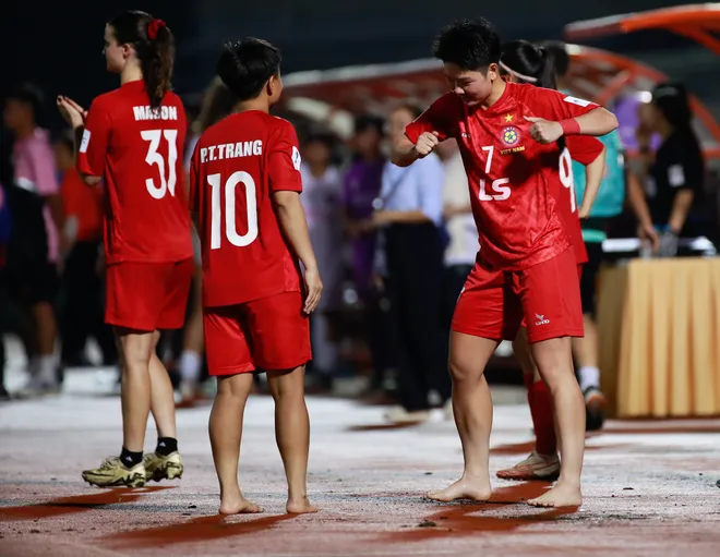 Siêu phẩm của Huỳnh Như giúp CLB nữ TP Hồ Chí Minh thắng trận mở màn AFC Champions League 2025-2026- Ảnh 9.