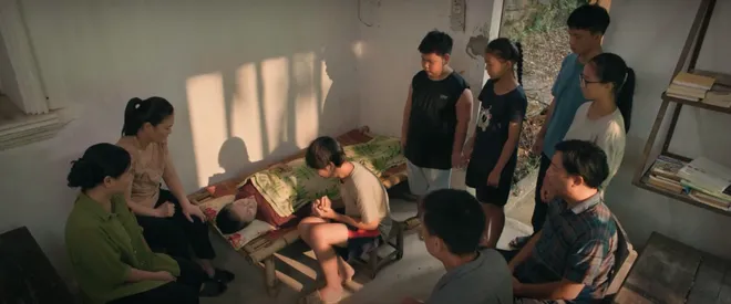 Cách em 1 milimet - Tập 22: Quá khứ đau khổ của Biên- Ảnh 21. Cách em 1 milimet - Tập 22: Quá khứ đau khổ của Biên- Ảnh 21.