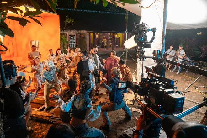 Điểm chung của hai MV đang khuấy đảo đường đua V-Pop- Ảnh 1.