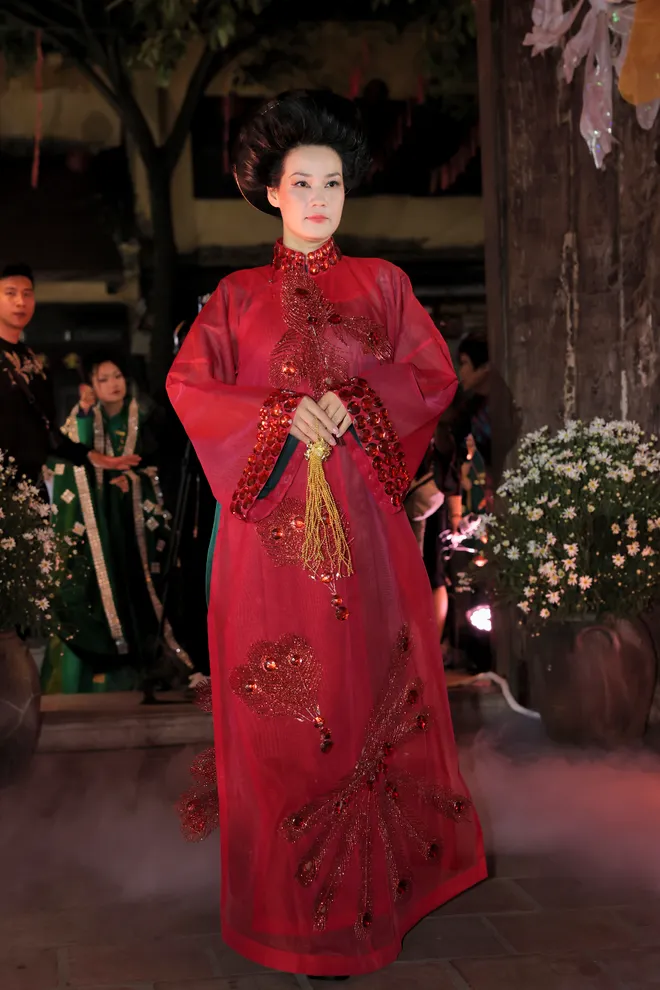 Tôn vinh và lan tỏa giá trị áo dài trong chuỗi hoạt động chào mừng ngày Di sản Việt nam - Ảnh 2.