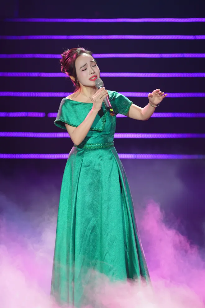 Đêm nhạc xúc động tôn vinh cây đại thụ của nền thanh nhạc Việt Nam GS.NSND Trung Kiên - Ảnh 5.