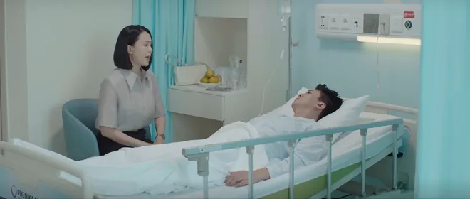 Lằn ranh - Tập 13: Triển bắt tay cựu Chủ tịch tỉnh giải vấn đề kh&oacute; của Trinh Tam - Ảnh 11.