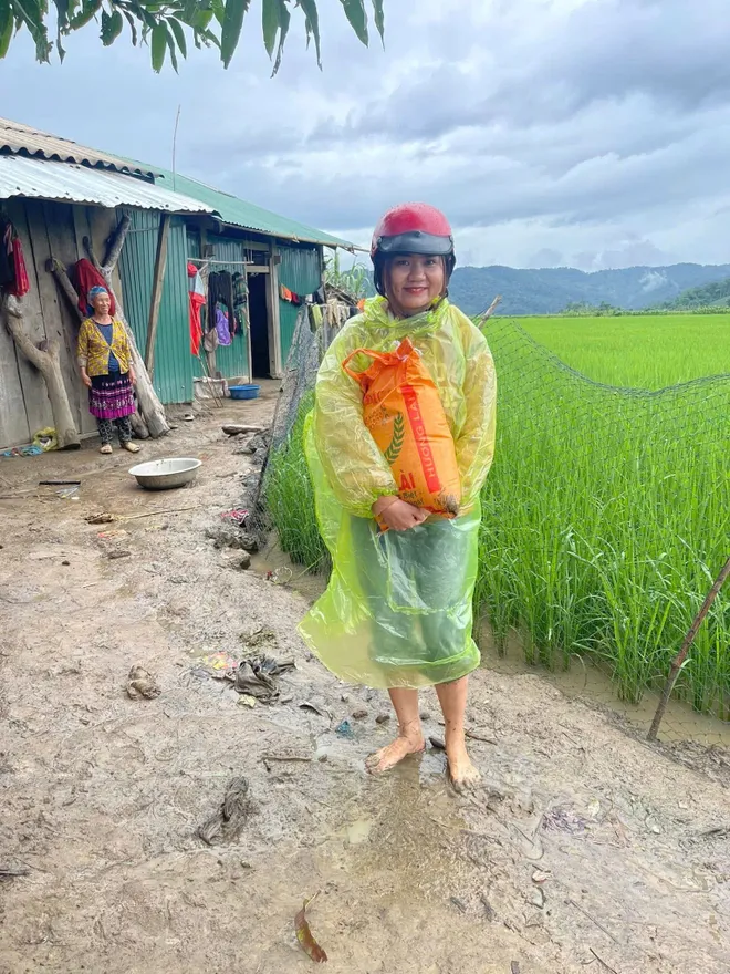 Cô giáo 9X nuôi ước mơ đến trường cho học trò vùng sâu- Ảnh 2.