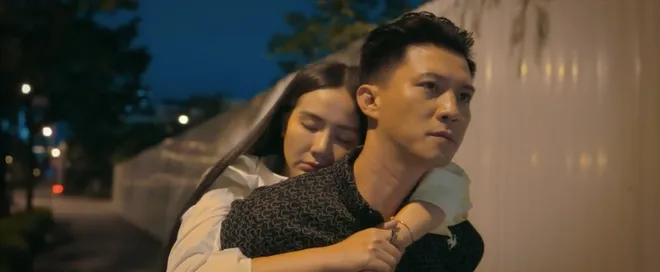 Cách em 1 milimet - Tập 24: Ngân mất Viễn trong một lần say rượu- Ảnh 8. Cách em 1 milimet - Tập 24: Ngân mất Viễn trong một lần say rượu- Ảnh 8.