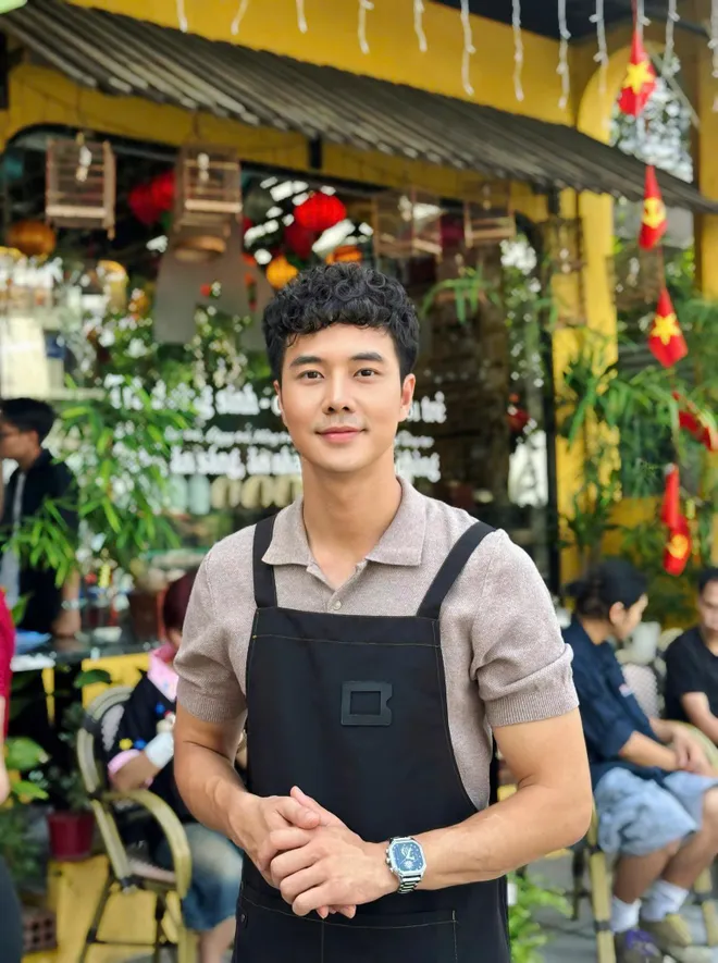 Gió ngang khoảng trời xanh: Hậu trường siêu đáng yêu của cặp Ngân và Dũng 'con bác Bơ'- Ảnh 12. Gió ngang khoảng trời xanh: Hậu trường siêu đáng yêu của cặp Ngân và Dũng 'con bác Bơ'- Ảnh 12.