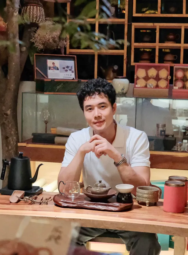 Gió ngang khoảng trời xanh: Hậu trường siêu đáng yêu của cặp Ngân và Dũng 'con bác Bơ'- Ảnh 11. Gió ngang khoảng trời xanh: Hậu trường siêu đáng yêu của cặp Ngân và Dũng 'con bác Bơ'- Ảnh 11.