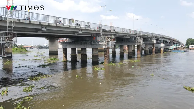 TP Hồ Chí Minh: Cầu Bình Triệu 1 thông xe sau khi nâng tĩnh không - Ảnh 2.