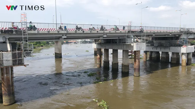 TP Hồ Chí Minh: Cầu Bình Triệu 1 thông xe sau khi nâng tĩnh không - Ảnh 3.
