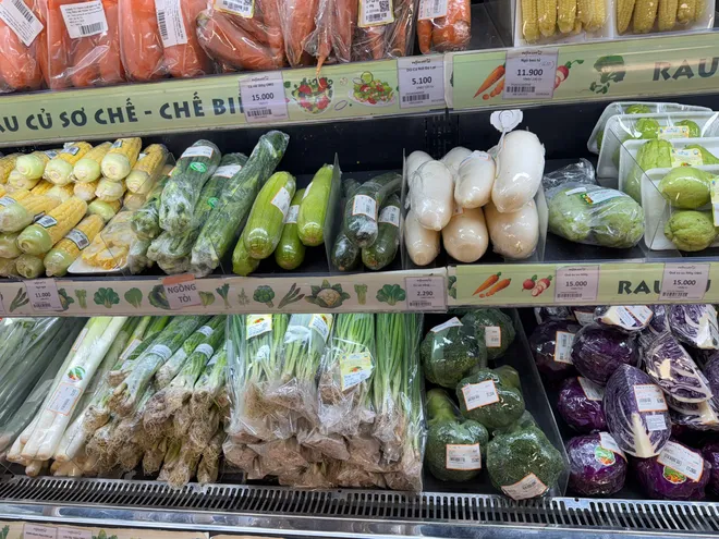 Giá rau xanh Hà Nội vẫn “neo cao”- Ảnh 6.