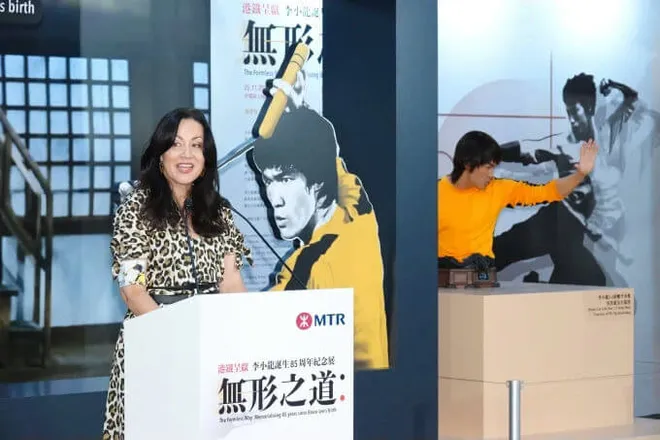 Ch&acirc;n Tử Đan v&agrave; con g&aacute;i L&yacute; Tiểu Long hội ngộ- Ảnh 1.