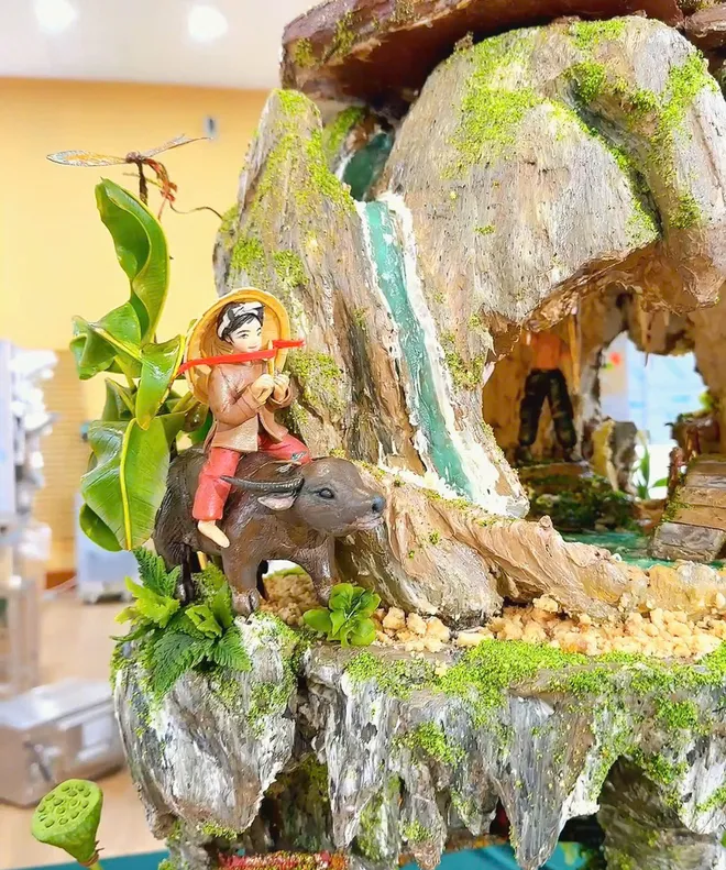 C&ocirc; g&aacute;i An Giang v&ocirc; địch l&agrave;m b&aacute;nh thế giới nhờ 'g&oacute;i' vẻ đẹp Việt Nam trong chiếc b&aacute;nh - Ảnh 3.