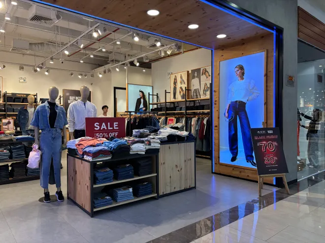 Black Friday 2025: Làn sóng "Sale sập sàn" tiếp diễn, người tiêu dùng Việt vẫn e dè - Ảnh 3.