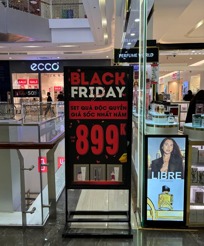 Black Friday 2025: Làn sóng "Sale sập sàn" tiếp diễn, người tiêu dùng Việt vẫn e dè - Ảnh 5.