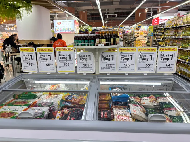 Black Friday 2025: Làn sóng "Sale sập sàn" tiếp diễn, người tiêu dùng Việt vẫn e dè - Ảnh 17.