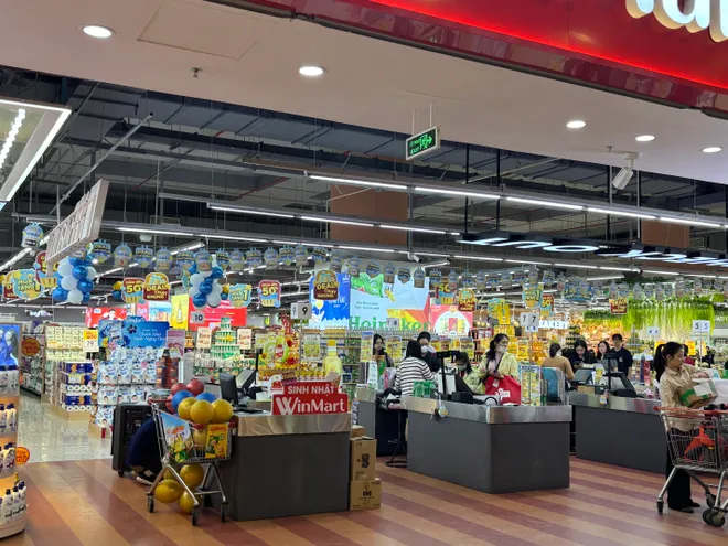 Black Friday 2025: Làn sóng "Sale sập sàn" tiếp diễn, người tiêu dùng Việt vẫn e dè - Ảnh 18.