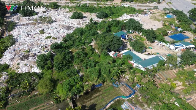 Hà Nội: “Điểm nóng” rác thải xây dựng tái xuất tại Xuân Đỉnh và Nghĩa Đô - Ảnh 8.