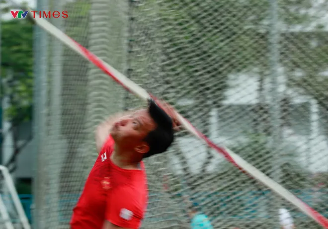 Những giọt mồ hôi khổ luyện trước giờ "săn Vàng" SEA Games 33- Ảnh 2. Những giọt mồ hôi khổ luyện trước giờ "săn Vàng" SEA Games 33- Ảnh 2.