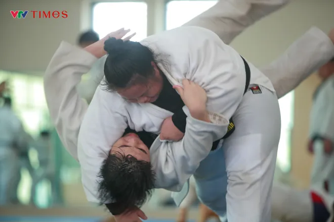 Những giọt mồ hôi khổ luyện trước giờ "săn Vàng" SEA Games 33- Ảnh 24. Những giọt mồ hôi khổ luyện trước giờ "săn Vàng" SEA Games 33- Ảnh 24.