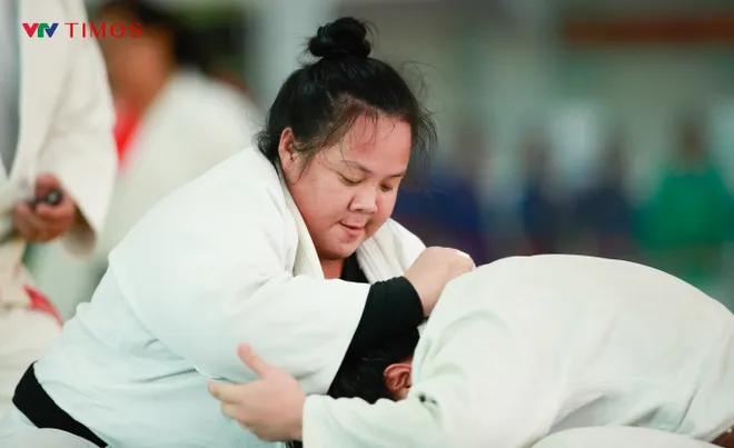 Những giọt mồ hôi khổ luyện trước giờ "săn Vàng" SEA Games 33- Ảnh 22. Những giọt mồ hôi khổ luyện trước giờ "săn Vàng" SEA Games 33- Ảnh 22.