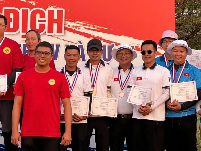 VTV Archery gây ấn tượng với 4 bộ huy chương tại Giải Vô địch Bắn cung – Cung Barebow và Cự ly quốc gia 2025- Ảnh 5. VTV Archery gây ấn tượng với 4 bộ huy chương tại Giải Vô địch Bắn cung – Cung Barebow và Cự ly quốc gia 2025- Ảnh 5.