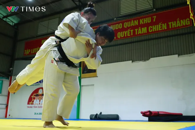 Những giọt mồ hôi khổ luyện trước giờ "săn Vàng" SEA Games 33- Ảnh 25. Những giọt mồ hôi khổ luyện trước giờ "săn Vàng" SEA Games 33- Ảnh 25.