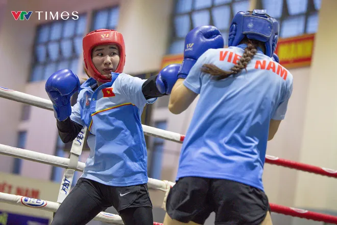 Những giọt mồ hôi khổ luyện trước giờ "săn Vàng" SEA Games 33- Ảnh 36. Những giọt mồ hôi khổ luyện trước giờ "săn Vàng" SEA Games 33- Ảnh 36.