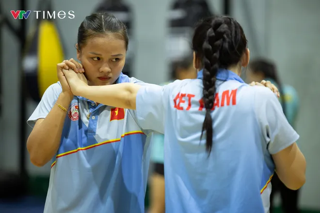 Những giọt mồ hôi khổ luyện trước giờ "săn Vàng" SEA Games 33- Ảnh 35. Những giọt mồ hôi khổ luyện trước giờ "săn Vàng" SEA Games 33- Ảnh 35.