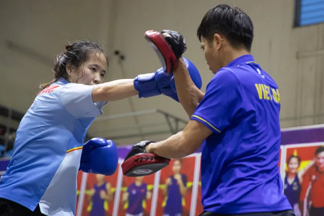 "Tinh thần thép" của những bóng hồng Boxing Việt Nam trước thềm SEA Games 33- Ảnh 3.