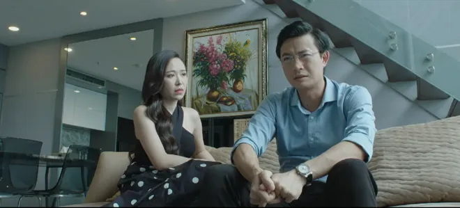 Lằn ranh - Tập 24: Khắc gặp nguy cơ xuống làm nhân viên quèn, chỉ còn lại người tình ở bên- Ảnh 5.