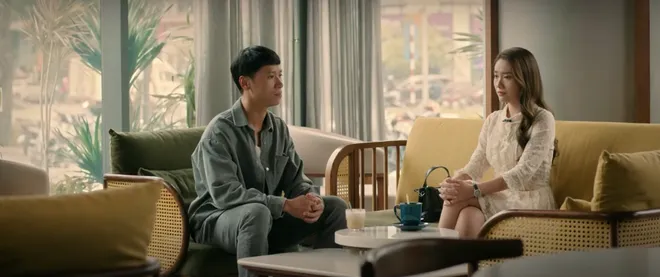 Cách em 1 milimet - Tâp 28: Viễn chê chị em Ngân - Bách "mắt toét như nhau", bố Thư không muốn Biên làm con rể- Ảnh 12. Cách em 1 milimet - Tâp 28: Viễn chê chị em Ngân - Bách "mắt toét như nhau", bố Thư không muốn Biên làm con rể- Ảnh 12.