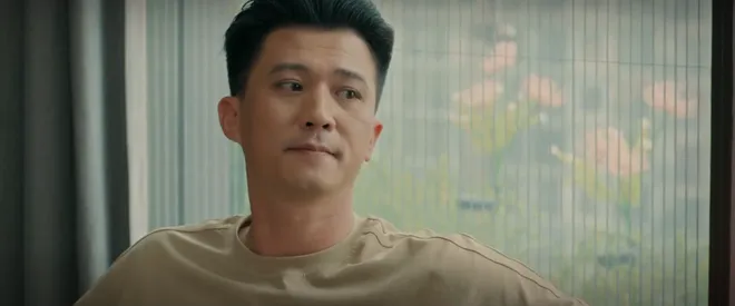 Cách em 1 milimet - Tâp 28: Viễn chê chị em Ngân - Bách "mắt toét như nhau", bố Thư không muốn Biên làm con rể- Ảnh 1. Cách em 1 milimet - Tâp 28: Viễn chê chị em Ngân - Bách "mắt toét như nhau", bố Thư không muốn Biên làm con rể- Ảnh 1.