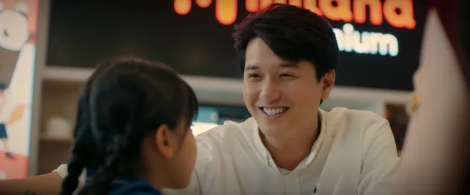 Cách em 1 milimet - Tâp 28: Viễn chê chị em Ngân - Bách "mắt toét như nhau", bố Thư không muốn Biên làm con rể- Ảnh 9. Cách em 1 milimet - Tâp 28: Viễn chê chị em Ngân - Bách "mắt toét như nhau", bố Thư không muốn Biên làm con rể- Ảnh 9.