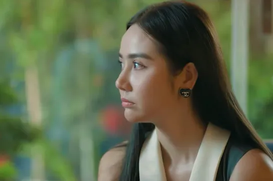 Cách em 1 milimet - Tập 28: Bách linh cảm Ngân gặp vấn đề trong hôn nhân - Ảnh 2.