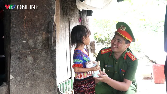 Công an xã Pa Tần (Lai Châu): Giữ bình yên từ những việc làm giản dị theo lời Bác - Ảnh 2.