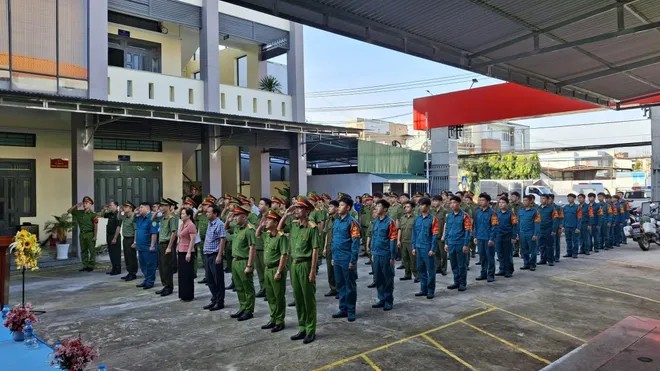 Đồng Nai đồng loạt ra qu&acirc;n cao điểm tấn c&ocirc;ng tội phạm, bảo đảm an ninh c&aacute;c sự kiện lớn năm 2026 - Ảnh 32.