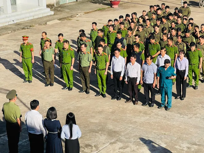 Đồng Nai đồng loạt ra qu&acirc;n cao điểm tấn c&ocirc;ng tội phạm, bảo đảm an ninh c&aacute;c sự kiện lớn năm 2026 - Ảnh 21.