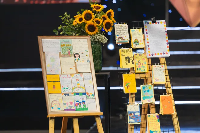 Việc tử tế th&aacute;ng 12: Những &ldquo;đo&aacute; hoa&rdquo; nở sau b&atilde;o tố - Ảnh 8.