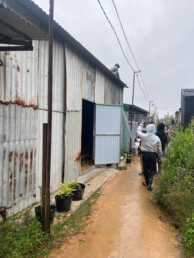 L&acirc;m Đồng: Cưỡng chế ph&aacute; dỡ 6 c&ocirc;ng tr&igrave;nh kh&ocirc;ng ph&eacute;p ở phường Xu&acirc;n Trường - Ảnh 12.