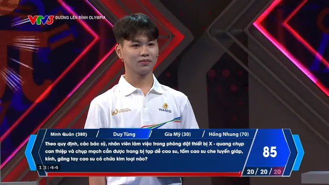 Nam sinh lạnh lùng thẳng tiến giành vòng nguyệt quế Đường lên đỉnh Olympia- Ảnh 5. Nam sinh lạnh lùng thẳng tiến giành vòng nguyệt quế Đường lên đỉnh Olympia- Ảnh 5.