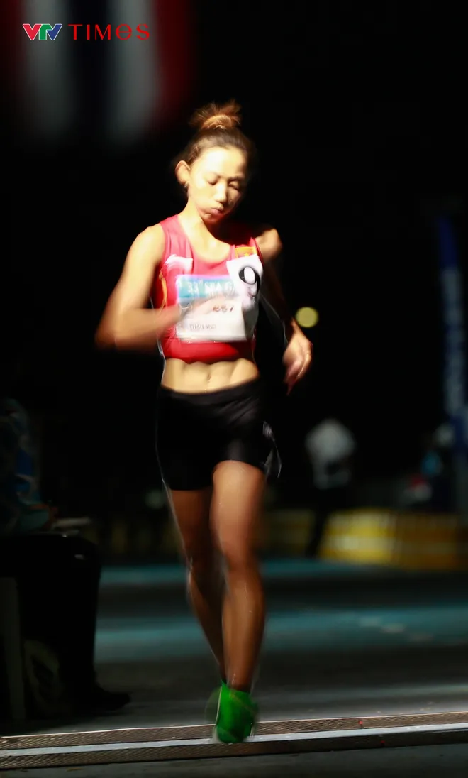 Mồ hôi, nước mắt và vinh quang ở đấu trường khắc nghiệt nhất SEA Games 33- Ảnh 10. Mồ hôi, nước mắt và vinh quang ở đấu trường khắc nghiệt nhất SEA Games 33- Ảnh 10.