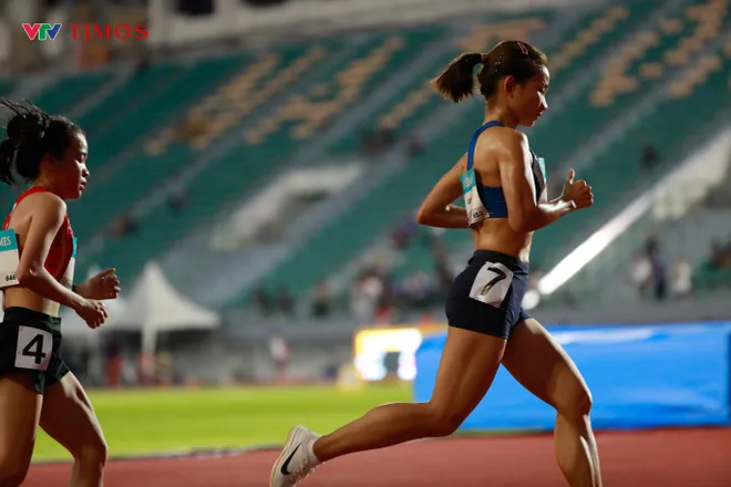 Những tấm HCV SEA Games 33 giàu cảm xúc trong ngày Điền kinh "thăng hoa" tại Supachalasai- Ảnh 18.